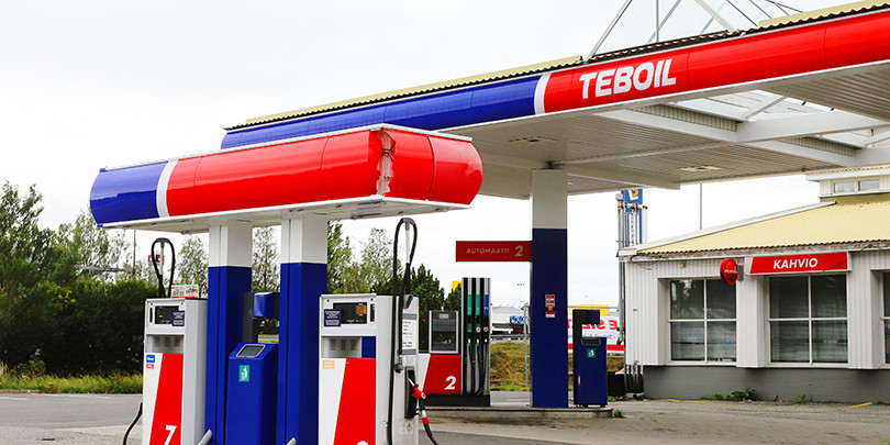 ЛУКОЙЛ будет развивать выкупленную у Shell сеть АЗС под брендом Teboil