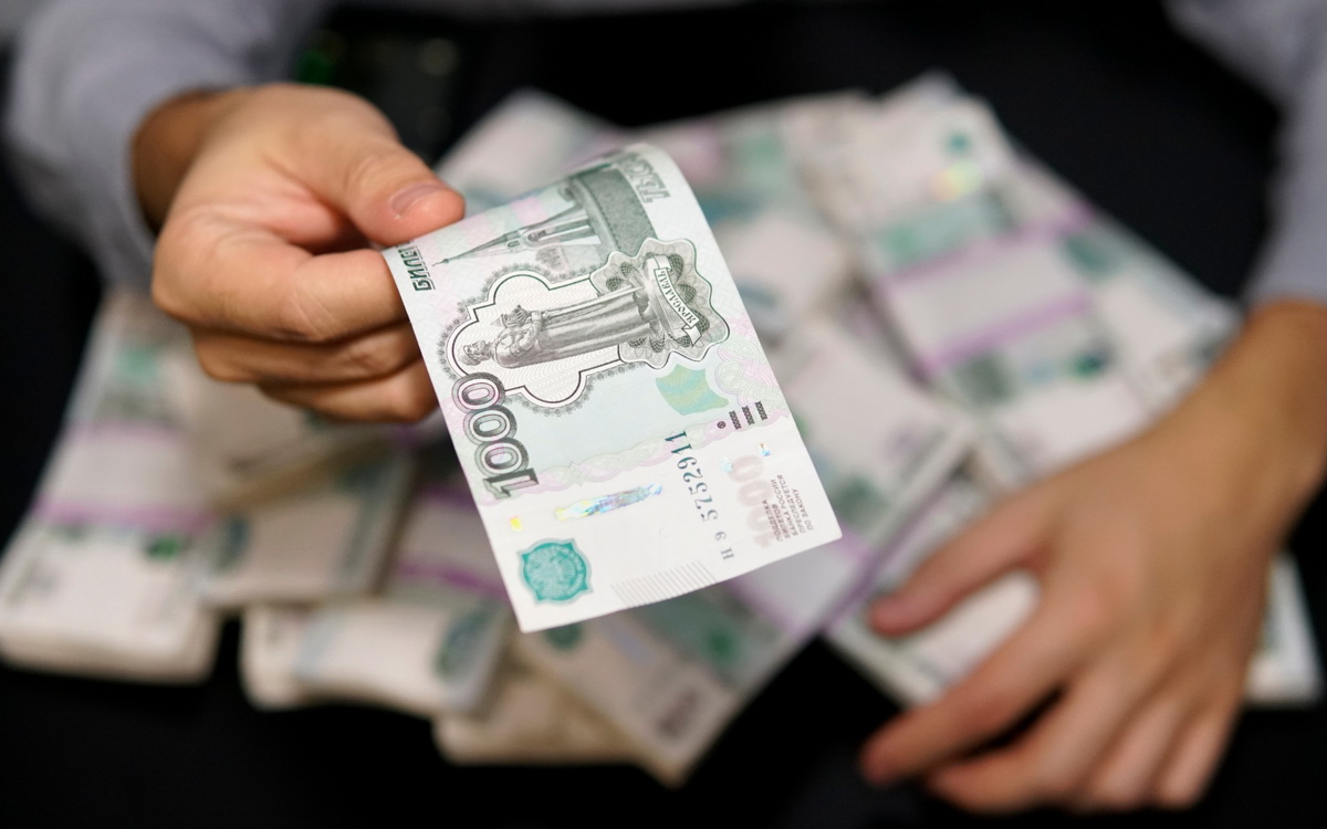 Росстат планирует включить инвестиции на бирже в расчет доходов россиян