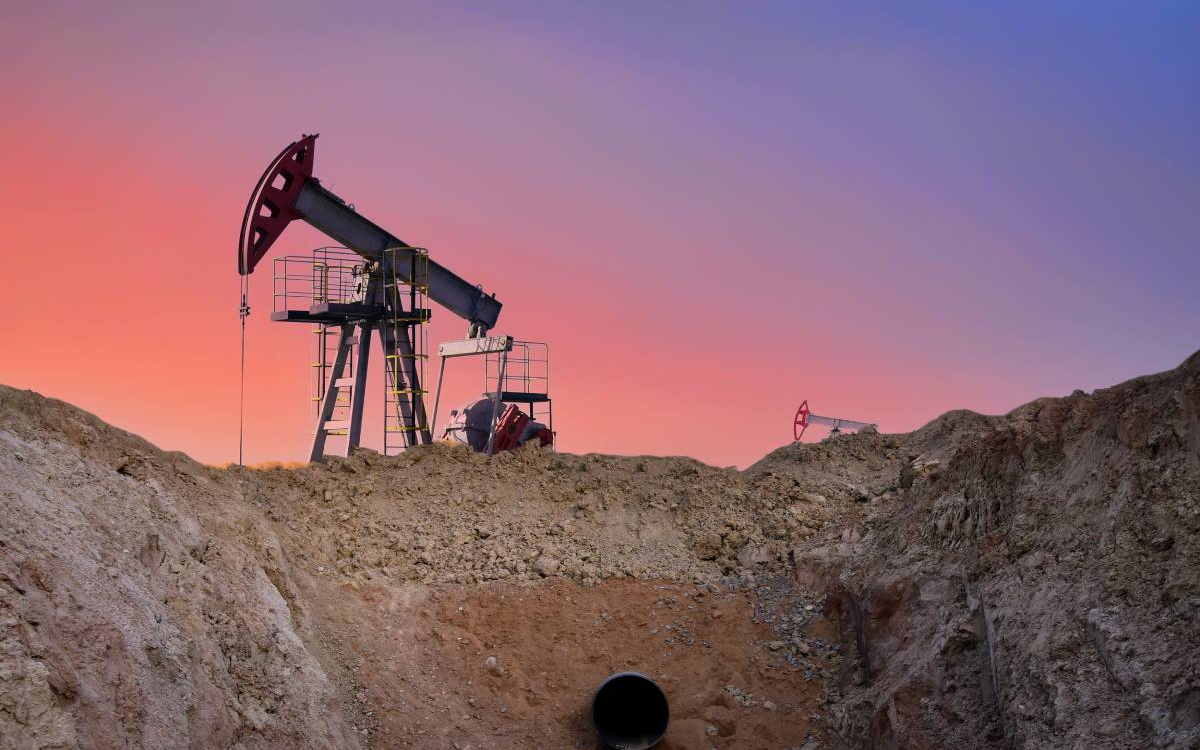 Цены на нефть Brent превысили $113 за баррель впервые с июня 2014 года