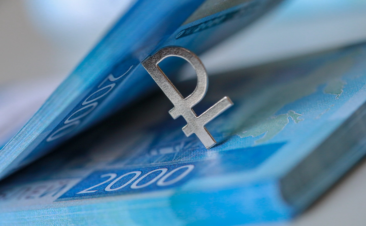 Эксперты предупредили о рисках подрыва доверия к рублю из-за деноминации