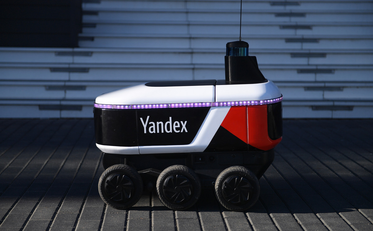 «Яндекс» рассматривает потенциальную продажу услуг беспилотных роверов
