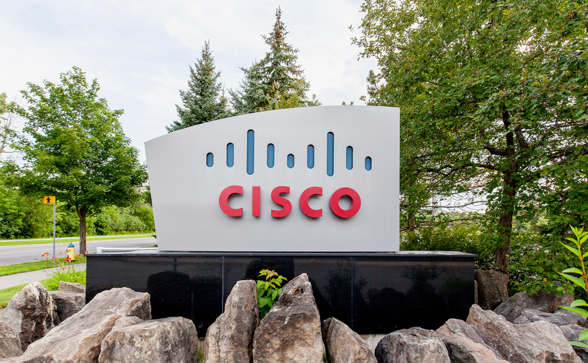 Cisco улучшила прогноз по выручке и увеличила размер байбэка на $15 млрд