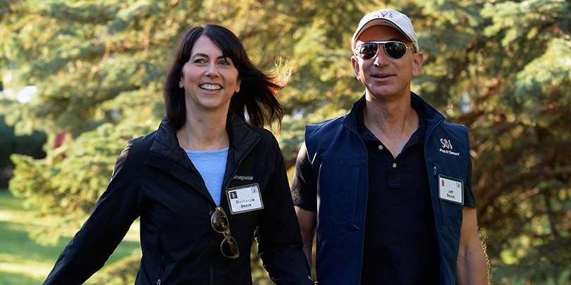 Бывшая жена основателя Amazon за год сократила пакет акций на 2,5 млн