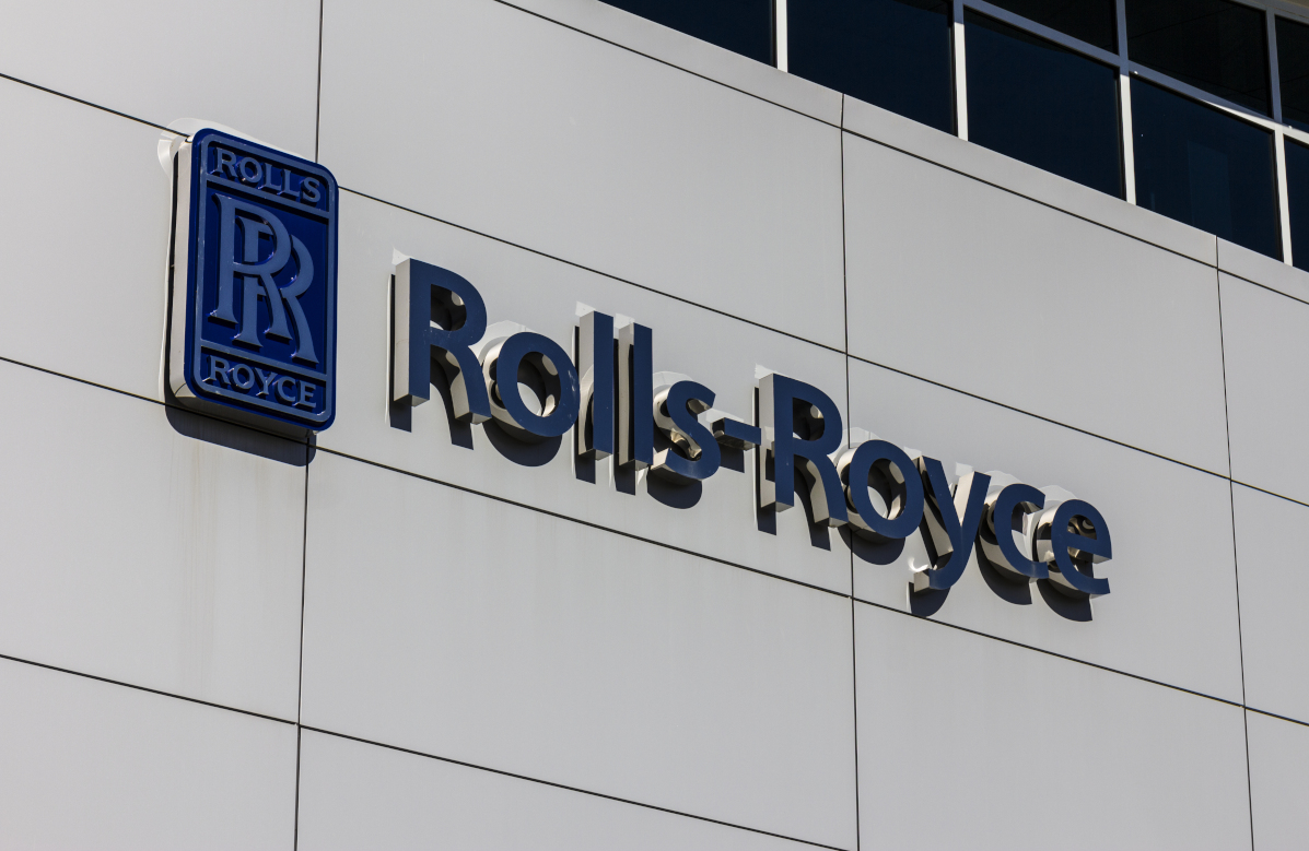 Акции Rolls-Royce упали на 7% после понижения рейтинга JP Morgan