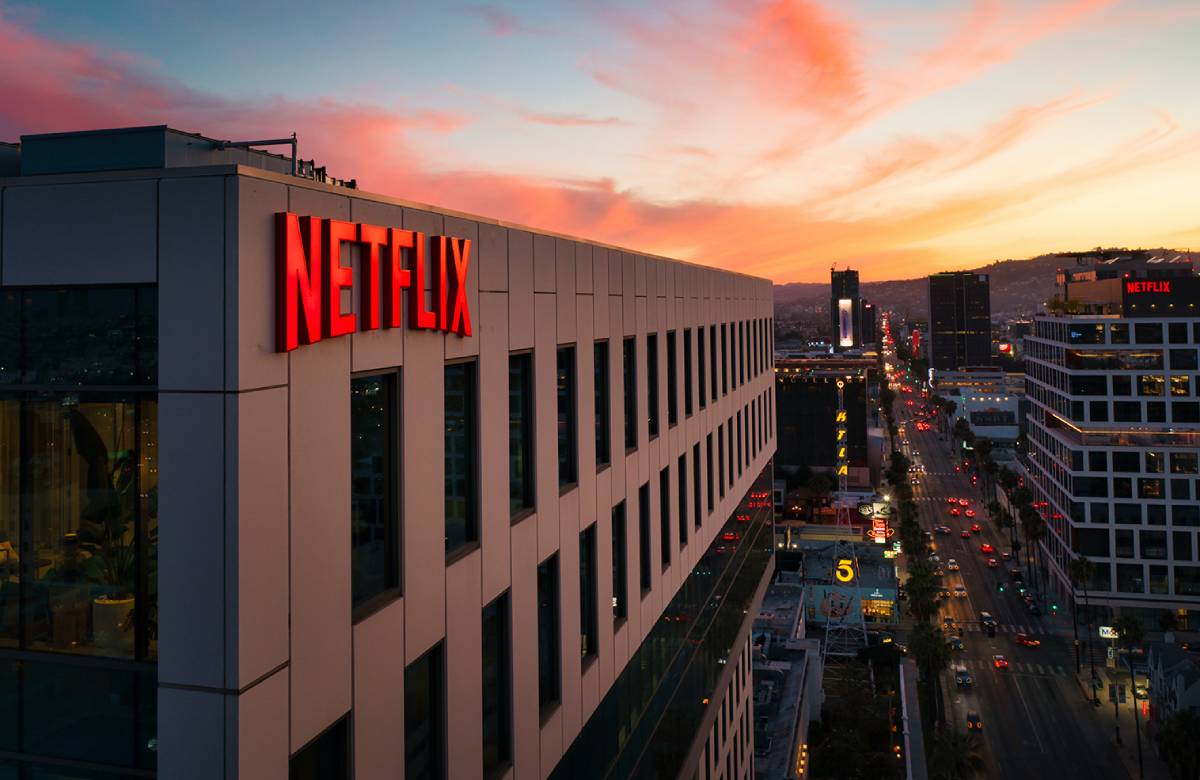 Netflix планирует взимать плату за совместное использование аккаунта