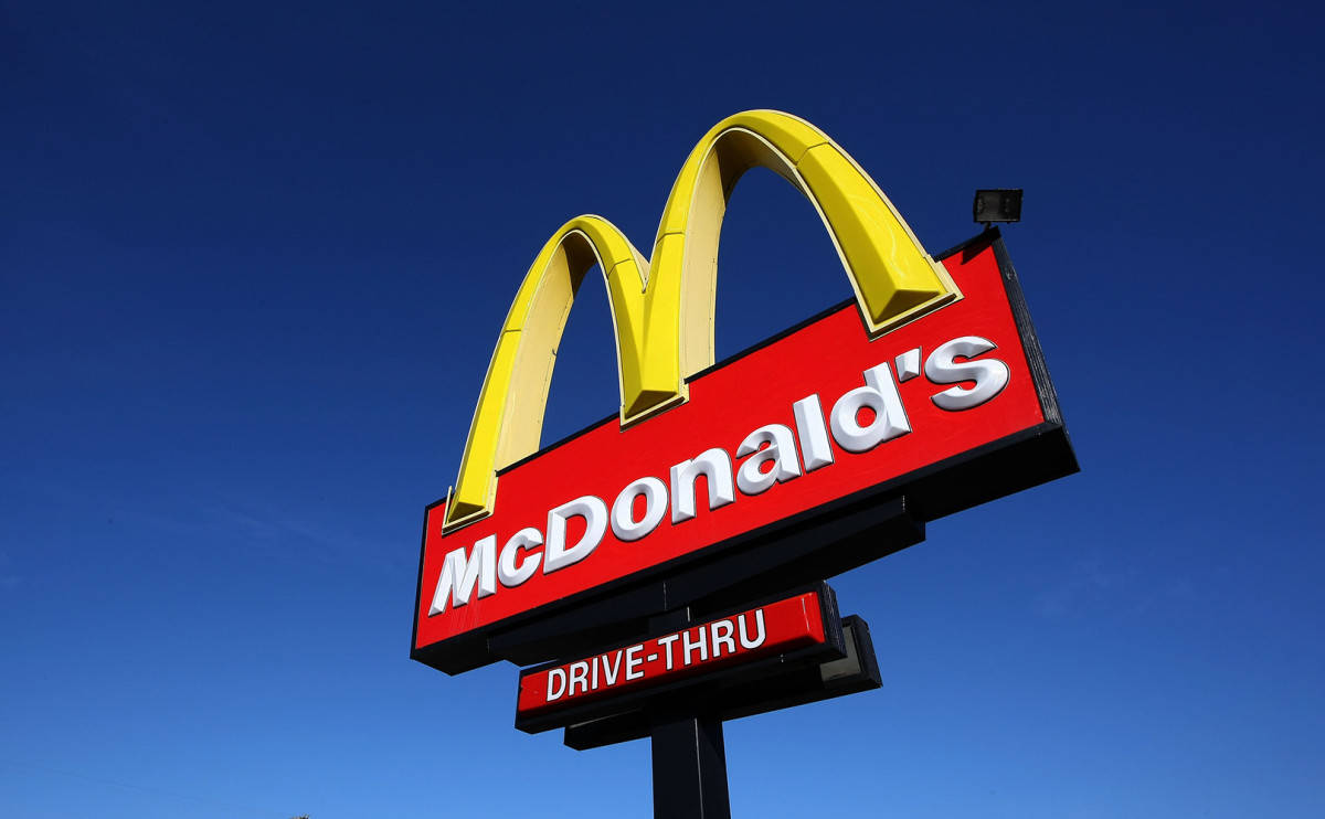 Российский бизнес McDonald's купил франчайзи с 25 ресторанами в Сибири