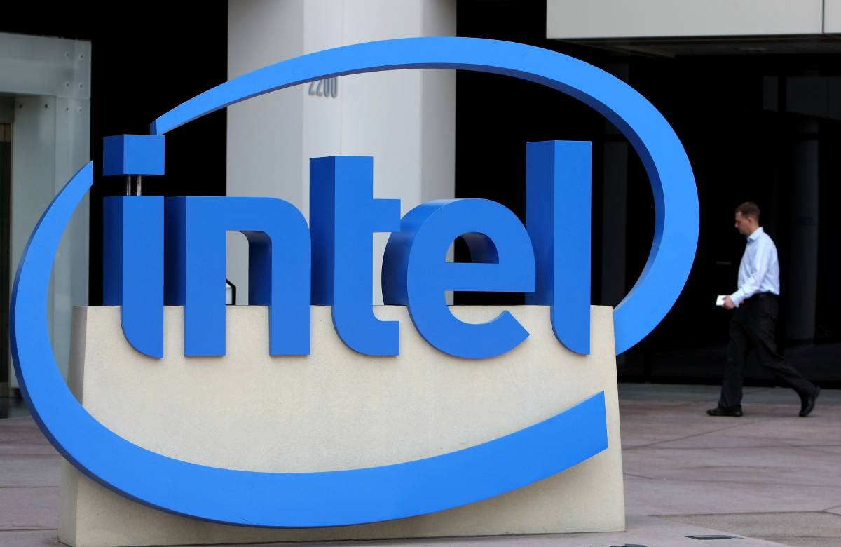 Белый дом отклонил план Intel нарастить производство чипов в Китае