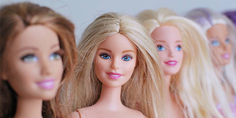 Производитель кукол Barbie займется созданием одежды и видеоигр