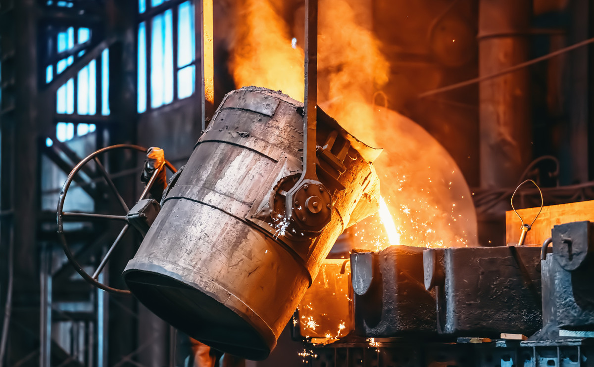 Правительство РФ освободит часть предприятий от акциза на жидкую сталь