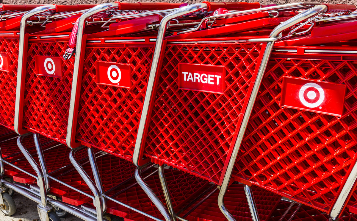 Акции Target подскочили на 12% после публикации квартального отчета