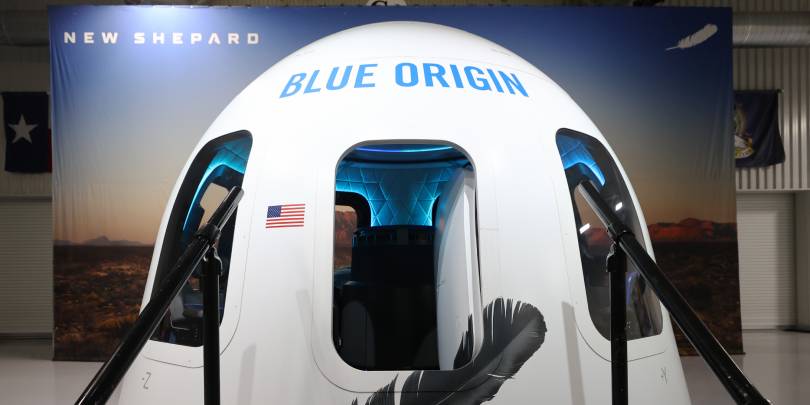 Полет Blue Origin состоится на неделю позже и без Пита Дэвидсона на борту