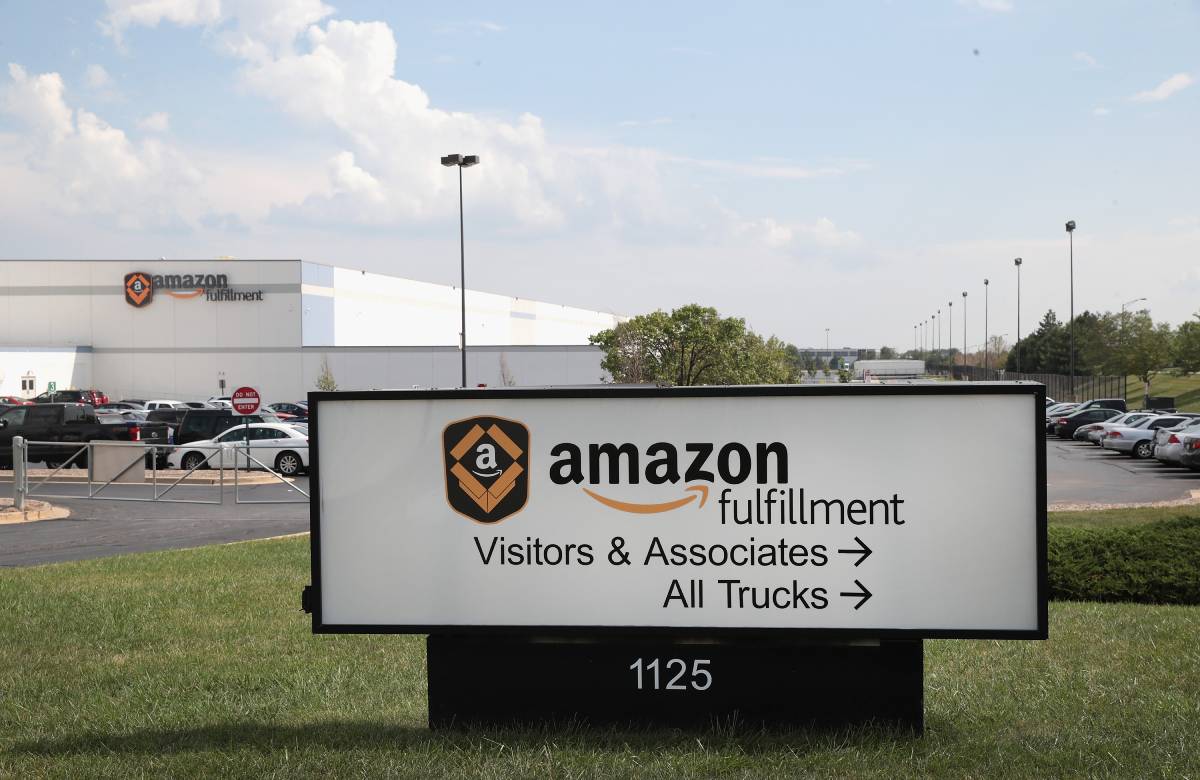 Amazon готова к перебоям в цепочке поставок в преддверии праздников