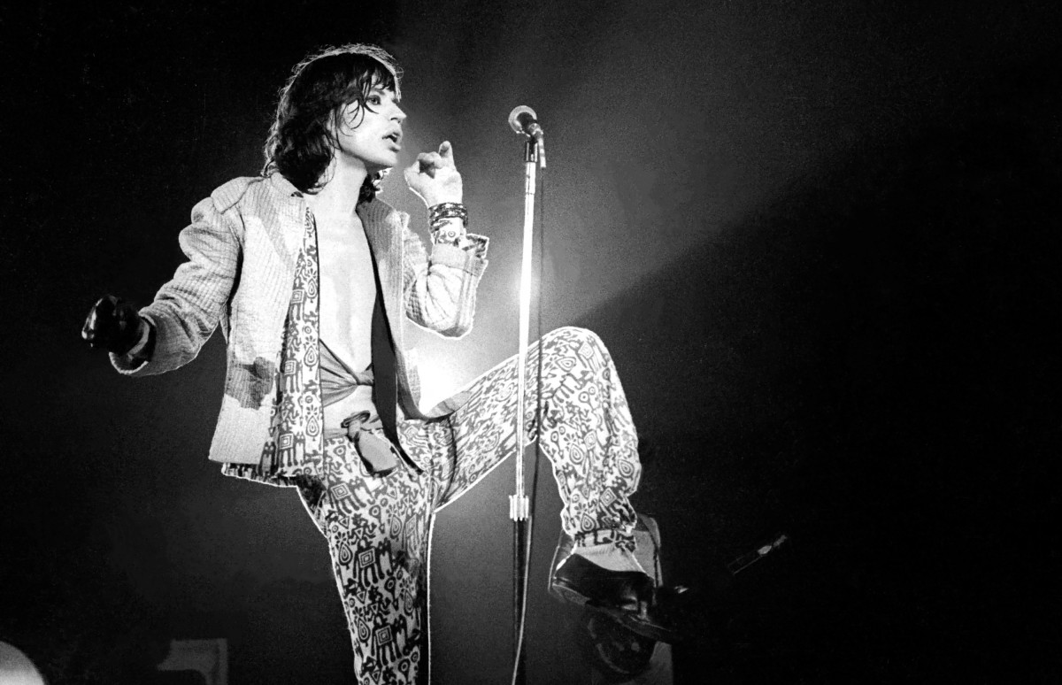 Мик Джаггер и The Rolling Stones на концерте в Дейли-Сити, Калифорния, 1975