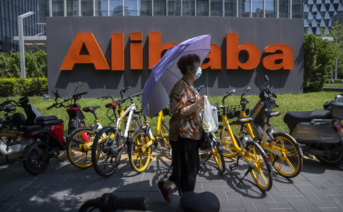 Alibaba увеличила объем обратного выкупа акций до $25 млрд