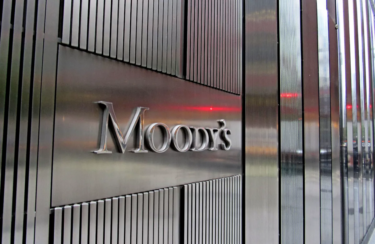 Moody's понизило рейтинг Турции на фоне роста рисков платежного баланса