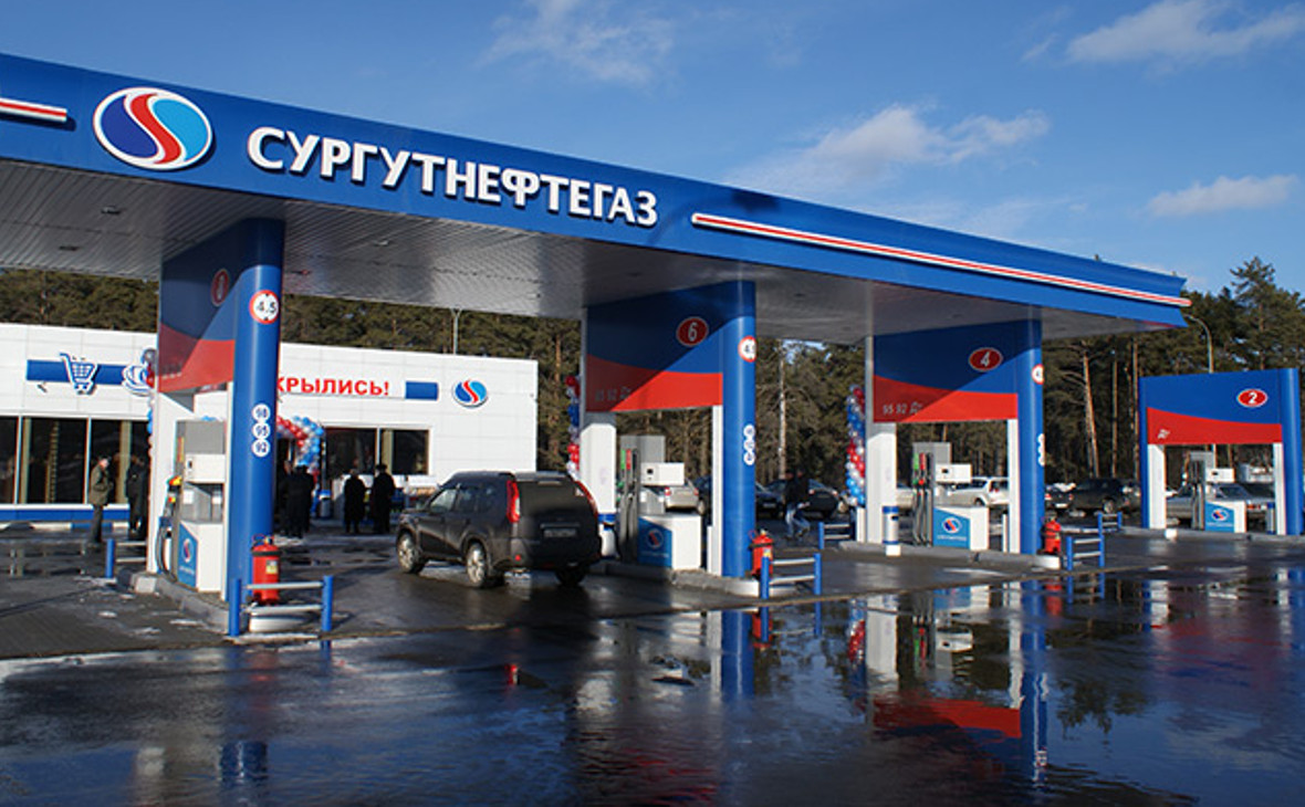 Акции «Сургутнефтегаза» обвалились на 5%
