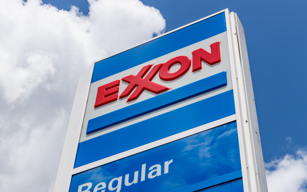 СМИ узнали о переговорах по слиянию между Exxon Mobil и Chevron