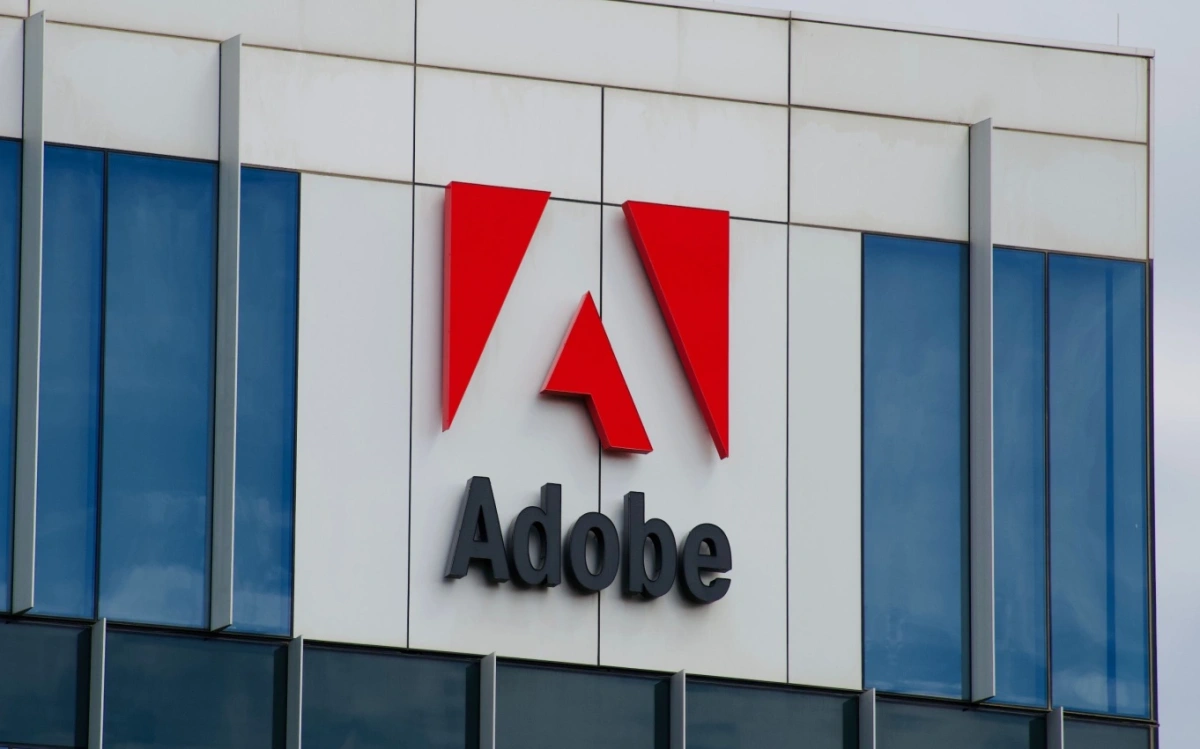 Акции Adobe упали на 9% после отчета и слабых квартальных прогнозов