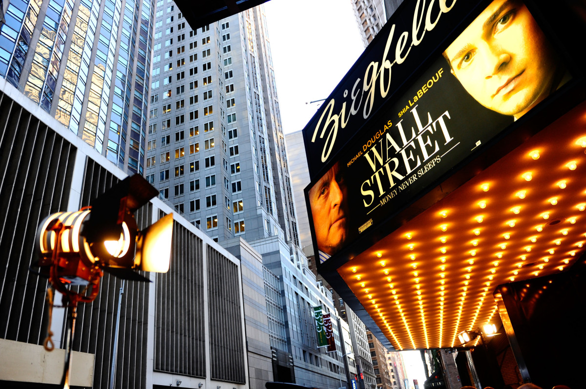 Премьера фильма &laquo;Уолл-стрит: деньги не спят&raquo; в кинотеатре&nbsp;Ziegfeld Theatre в Нью-Йорке