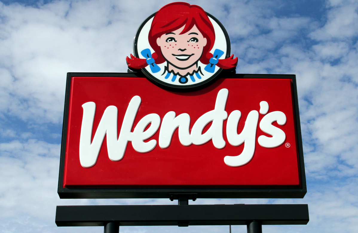 Акции Wendy's упали на 12% на фоне выхода отчетности