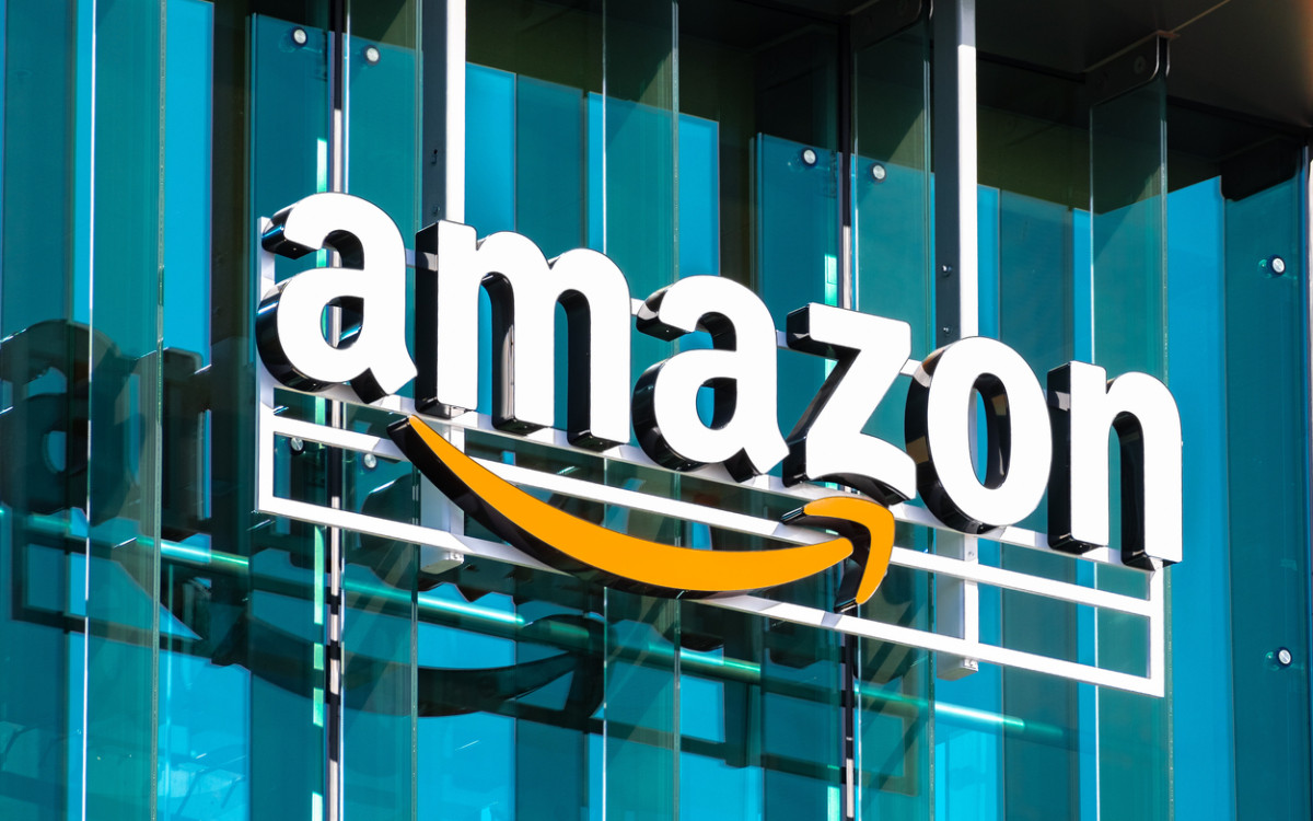 Акции Amazon обвалились на 9% после первого за 7 лет квартального убытка