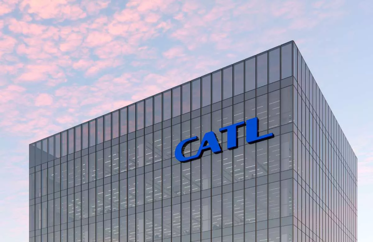 Чистая прибыль производителя батарей CATL за апрель—июнь выросла на 164%