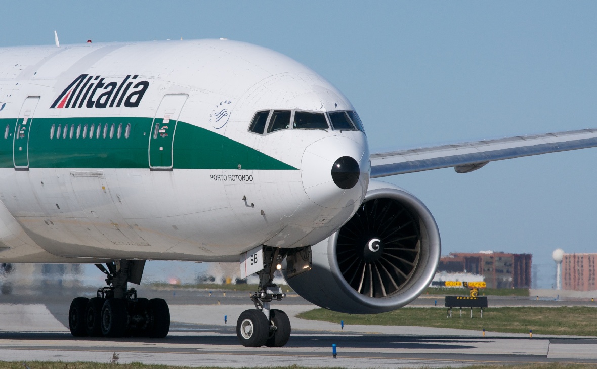 Delta попробует спасти авиакомпанию Alitalia. Пора избавляться от акций?