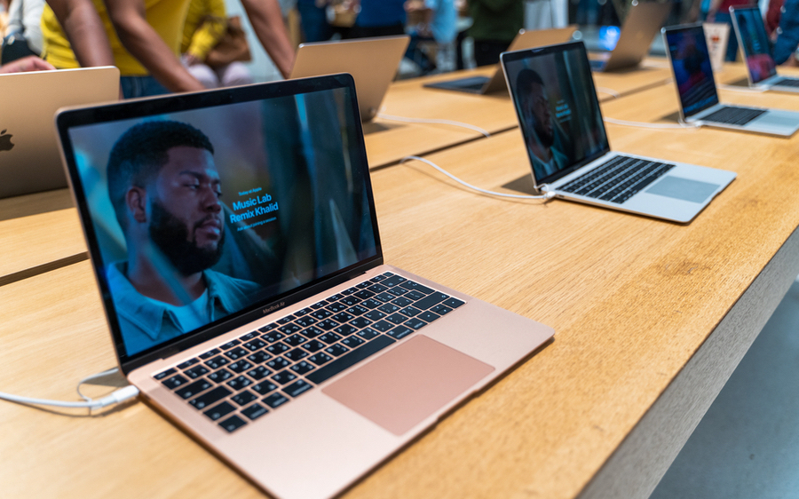 Apple обновит линейку MacBook Air. Они станут легче и тоньше