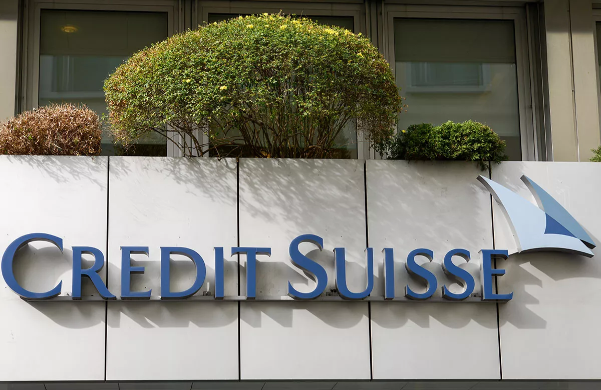 Акции Credit Suisse упали на 10% на опасениях увеличения капитала