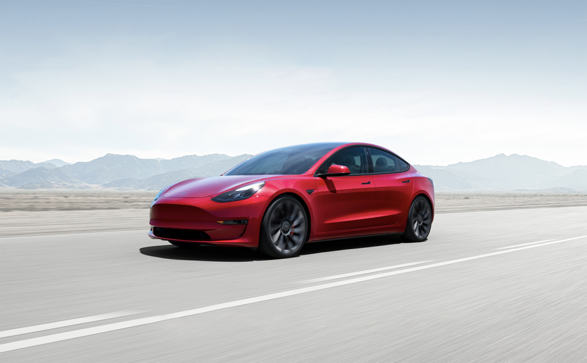 В США начали проверку системы торможения автомобилей Tesla из-за жалоб