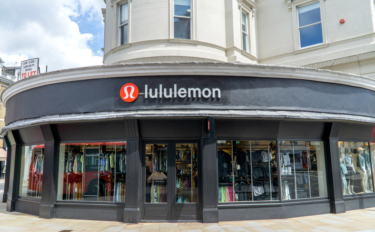 Онлайн-ретейлер женской одежды Lulu подал заявку на IPO в США