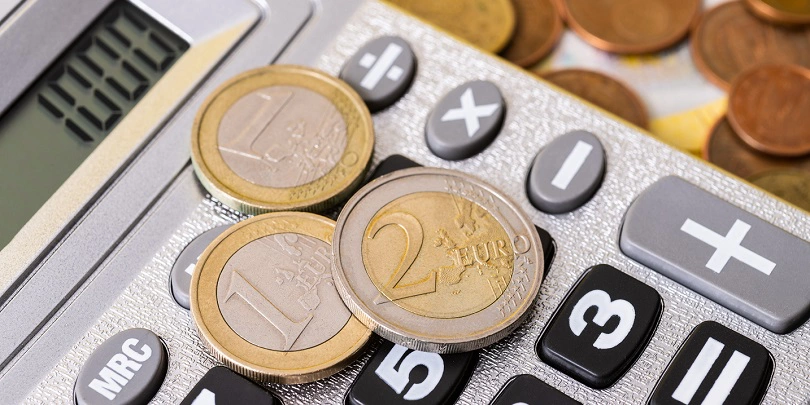 «Атон» ограничит вывод евро из-за ситуации с Райффайзенбанком