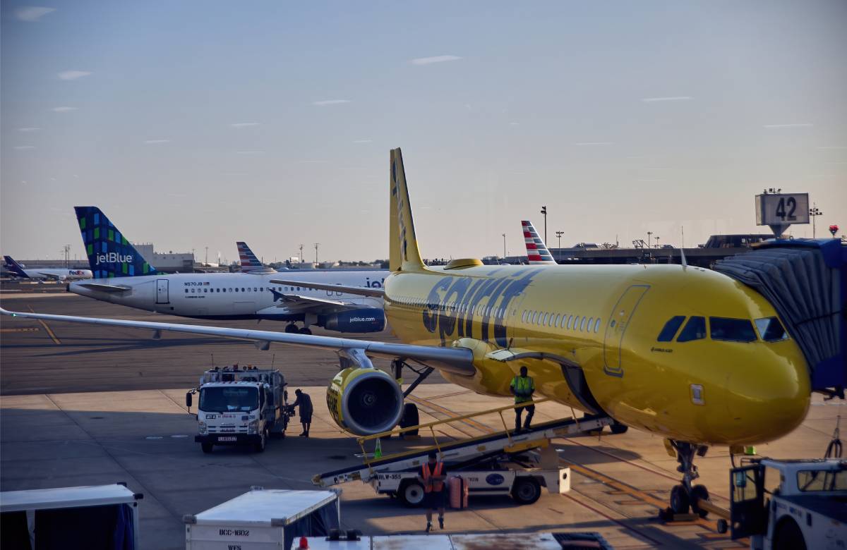 Spirit Airlines отложила голосование по сделке о слиянии с Frontier