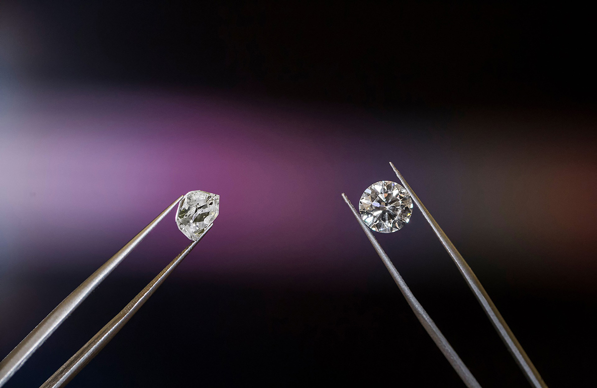 АЛРОСА значительно нарастила продажи алмазов в мае
