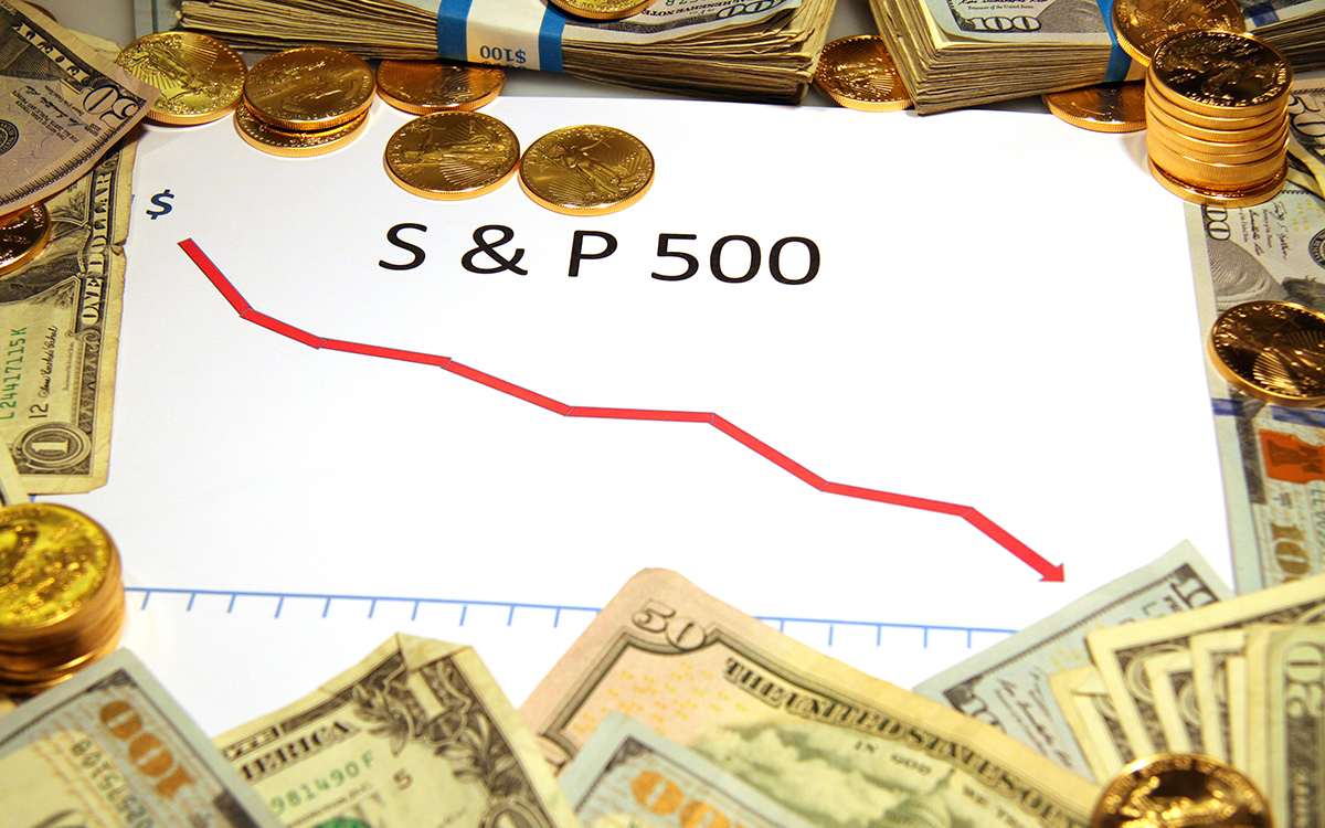 S&P 500 и NASDAQ снизились из-за скачка доходности госбондов США