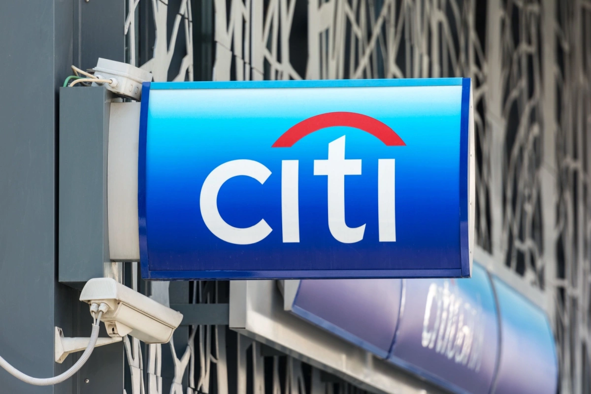 Citi оштрафовали на $79 млн за вызвавшую обвал рынков ошибку трейдера