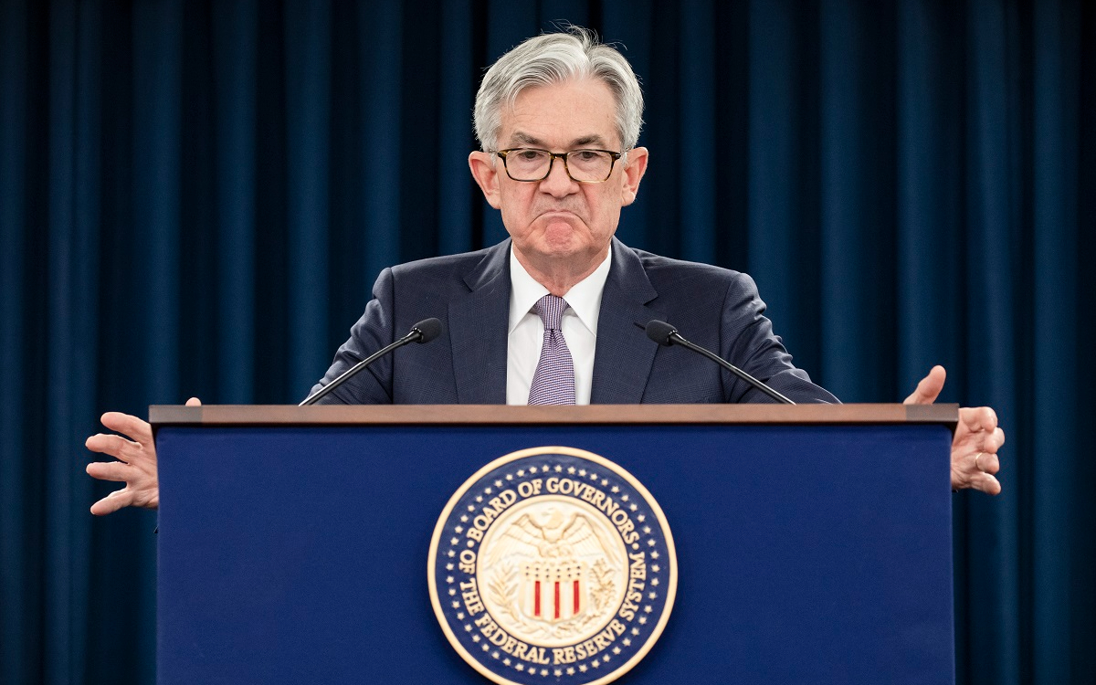 Американские индексы упали после заявления Пауэлла о сокращении QE