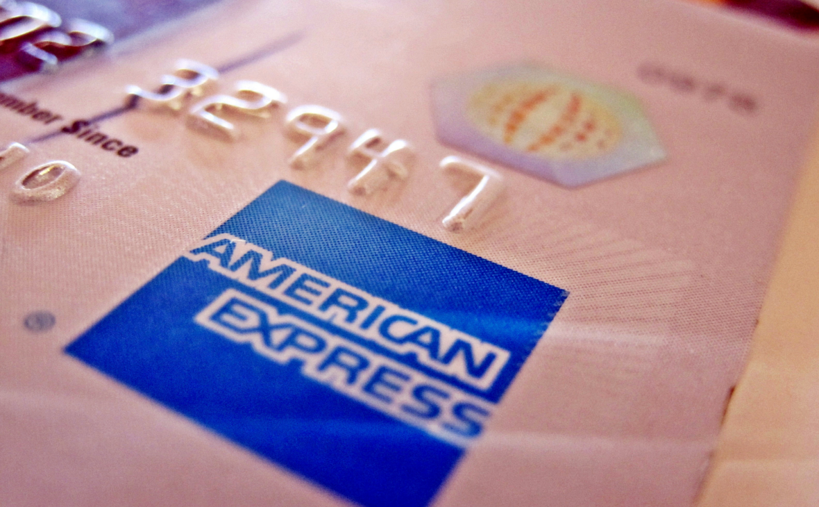 ФБР заподозрило American Express в обмане клиентов. Акции тут же упали