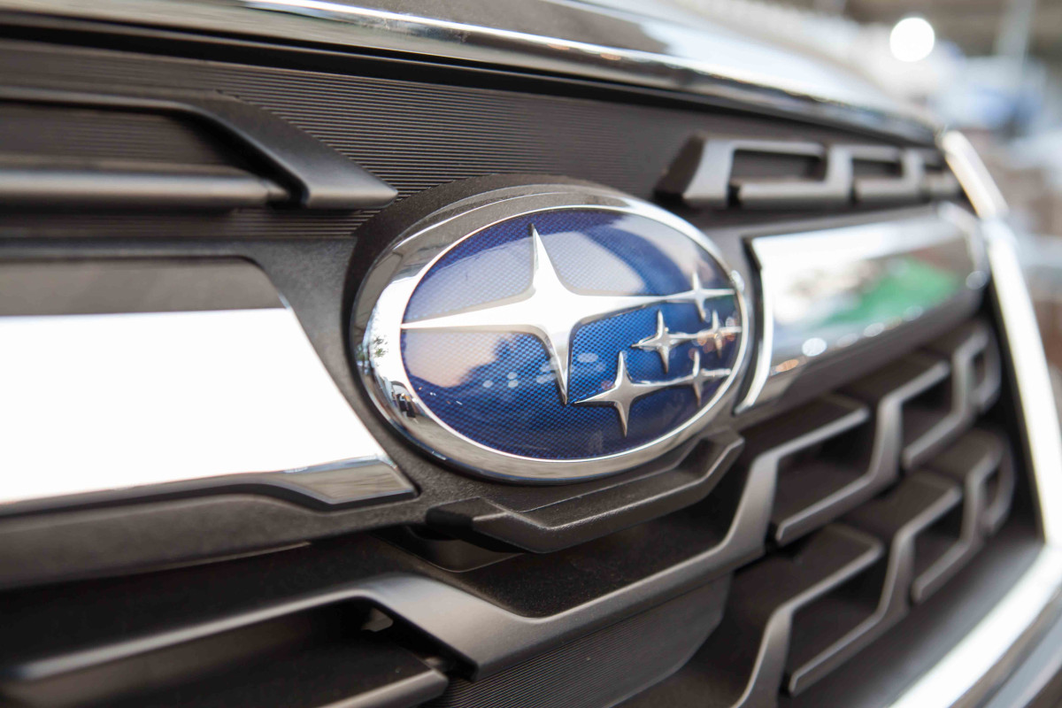 Акции Toyota и Subaru упали в Японии на новости об отзыве электромобилей