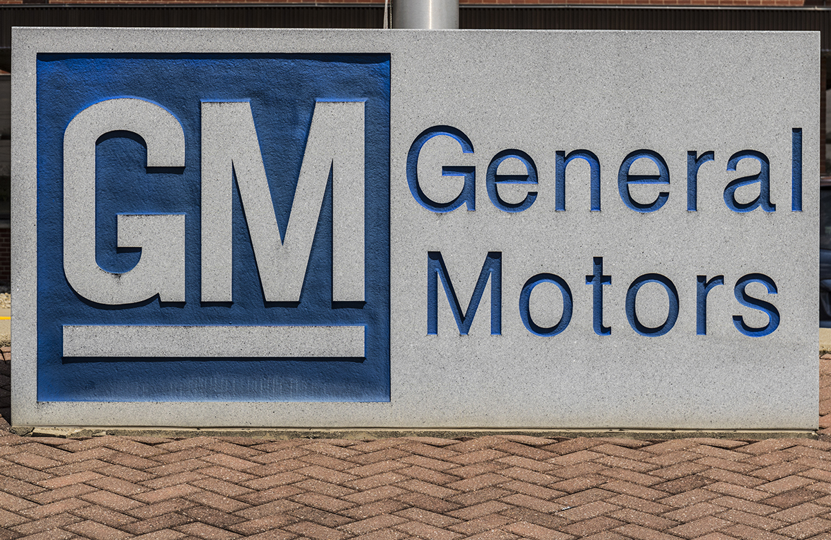 General Motors отзывает электрокары Chevy Bolt из-за угрозы возгорания