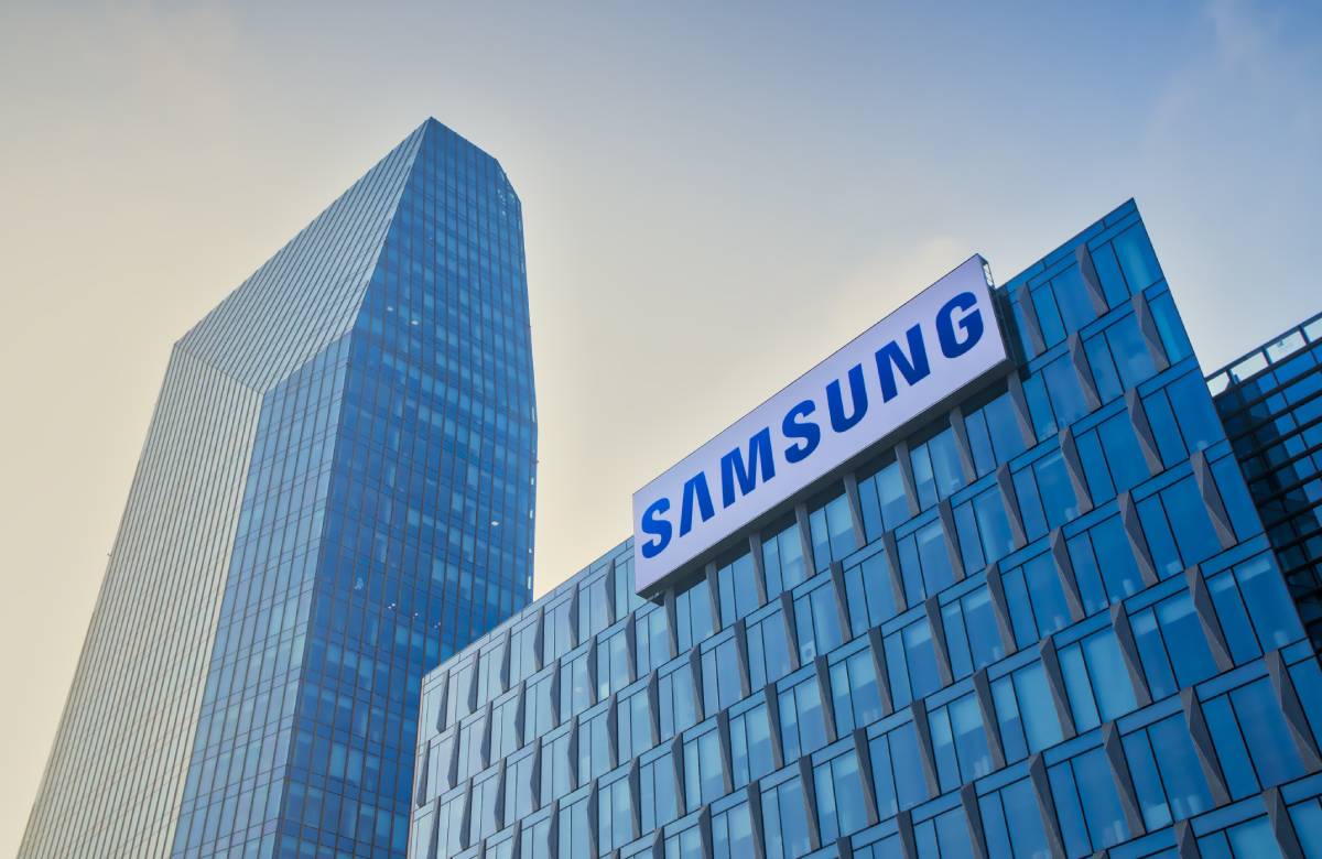Samsung не исключает снижения цен на чипы во втором полугодии 2022 года