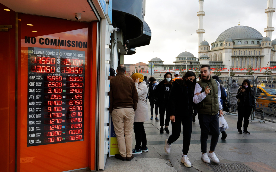 Турецкая лира резко укрепилась после обещания Эрдогана помочь ей