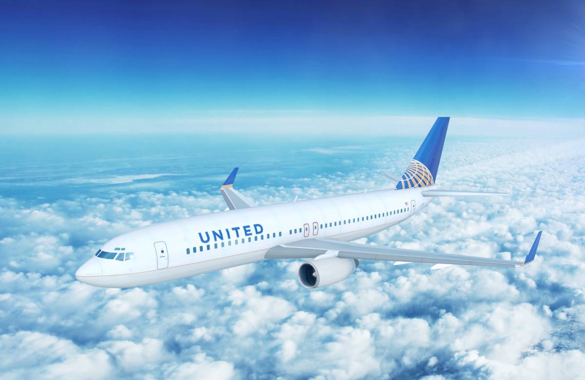 Акции United Airlines взлетели на 6% после публикации сильного прогноза