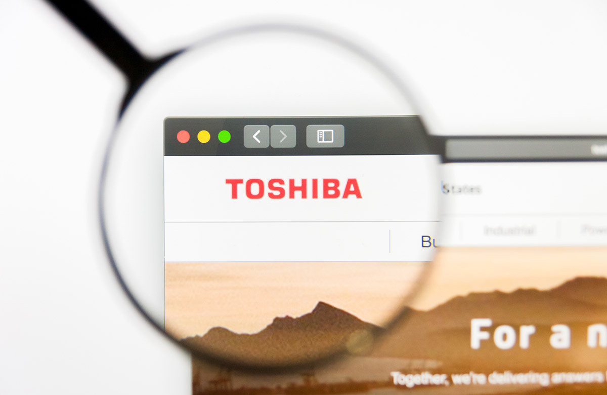 Акционеры Toshiba отстранили от должности председателя правления