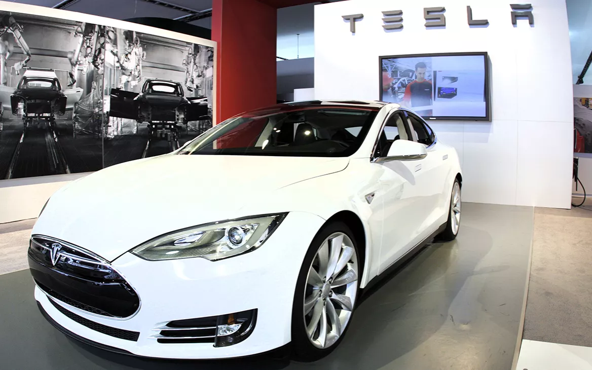 Акции Tesla упали на фоне отчета о продажах хуже ожиданий
