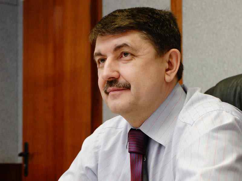 Олег Утиралов