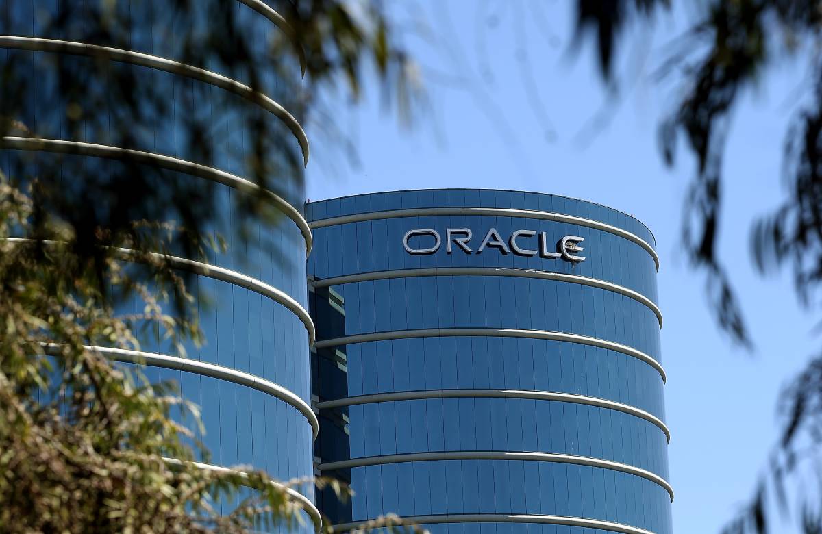 Акции Oracle незначительно снизились после выхода квартального отчета
