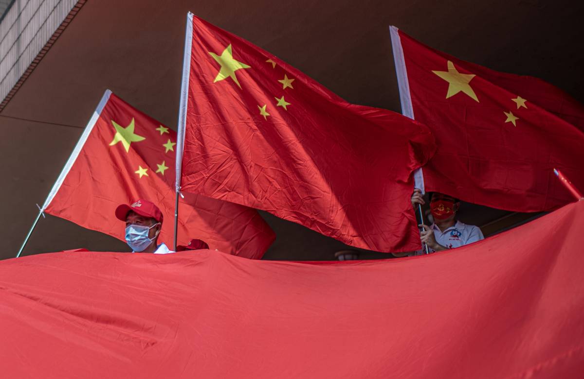 Индекс китайских «голубых фишек» упал до пятимесячного минимума