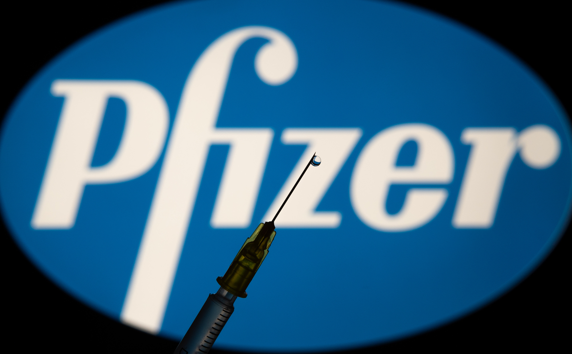 ЕС одобрил вакцину Pfizer и BioNTech. И закрывается от Великобритании