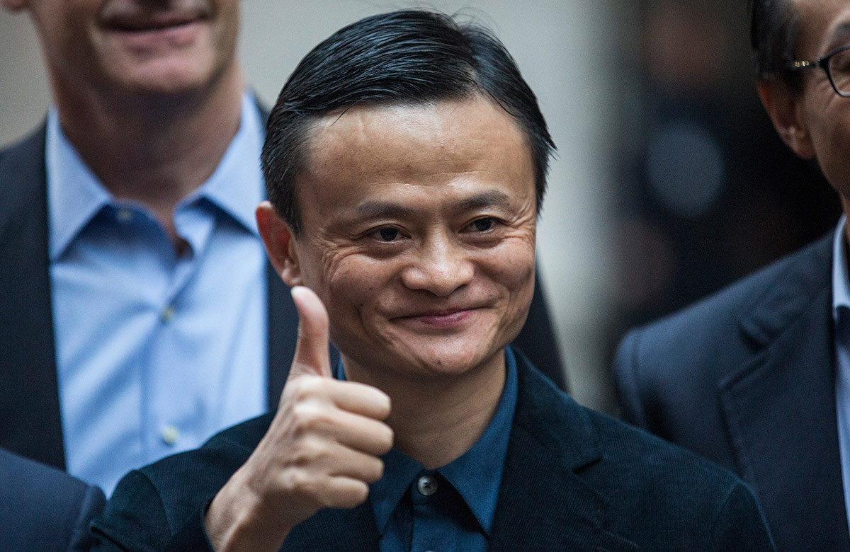 Акции Alibaba рухнули на 9% из-за обвинений в адрес тезки Джека Ма